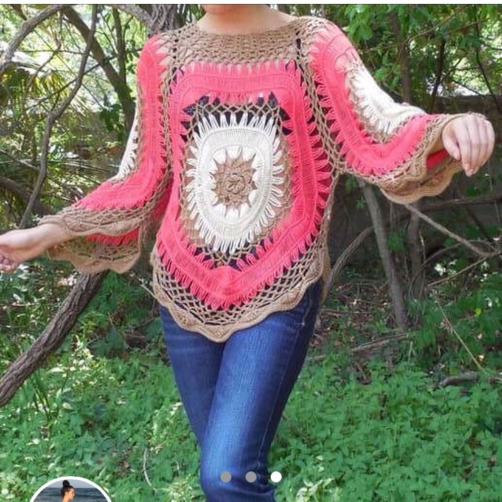 Color block crochet top